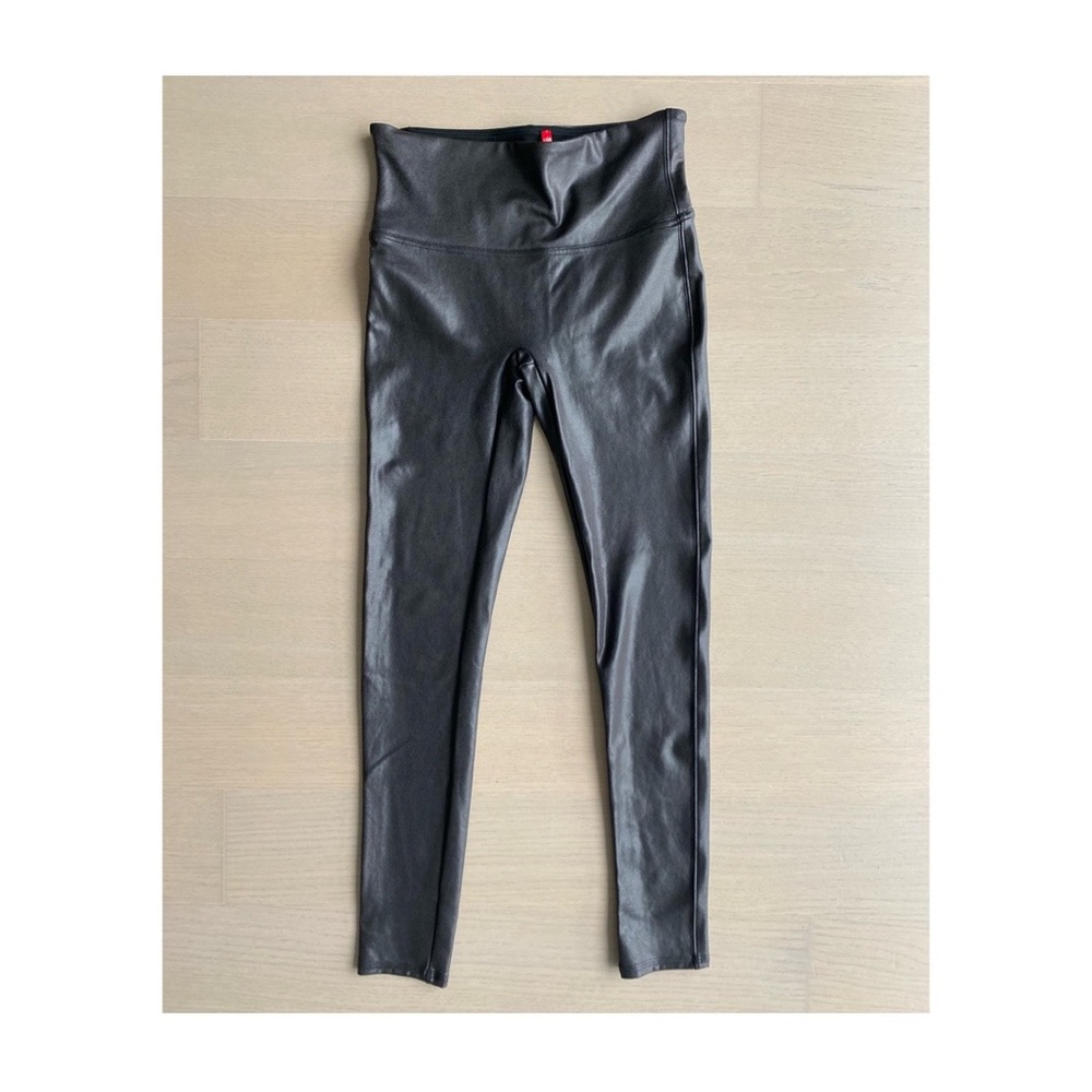 SPANX Faux Letter Leggings | Black